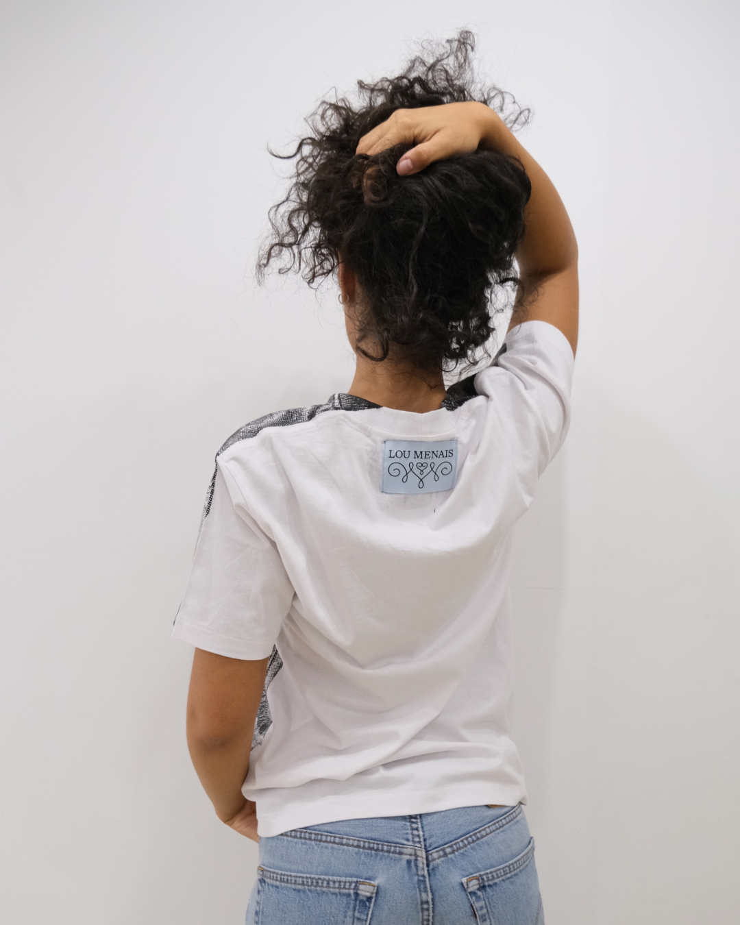 TROMPE L’OEIL PRINTED TEE